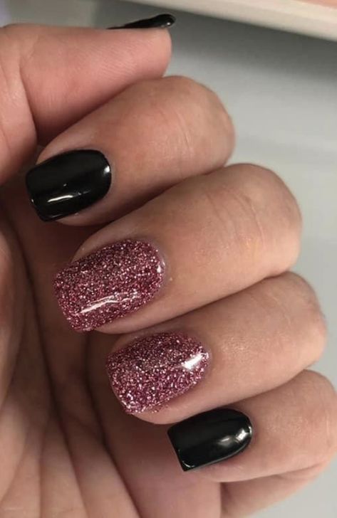 Black Glittery Nails, Naild It, Fingernail Designs, La Nails, Glittery Nails, Nails 2024, Kiss Makeup, Autumn Nails, Nail Inspiration