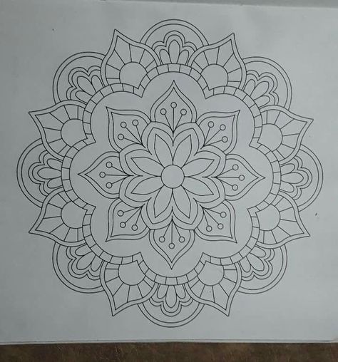 Mandala With Leaves, Mandala Embroidery Design, Mandellas Design, Rangoli Drawing On Paper, Embroidery Mandala Pattern, Mandala Drawing Coloring, Mandala Artwork Design, Line Art Mandala, Mandala Template