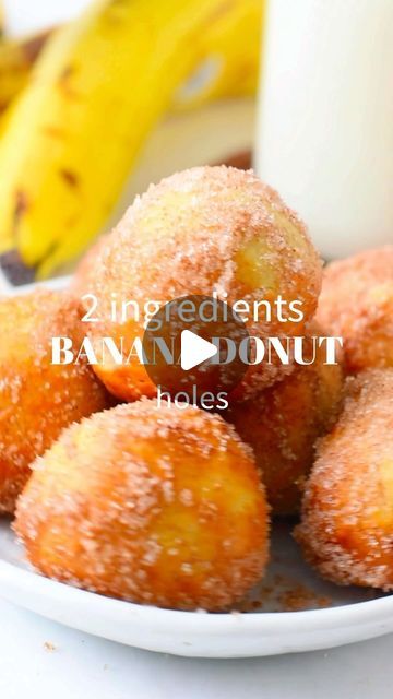 Banana Donut Holes, Donuts Holes, Baking Alternatives, Donut Batter, Banana Treats, Healthy Donuts, Plant Based Cookbook, Vegan Yogurt, Donut Holes