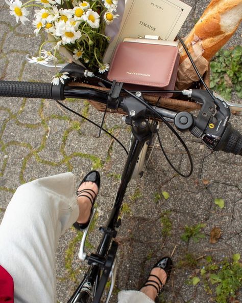 Friday Mood Aesthetic, Friday Aesthetic, Friday Coffee, Twilight Moon, Mood Aesthetic, Friday Mood, The Bakery, Bicycle, Branding