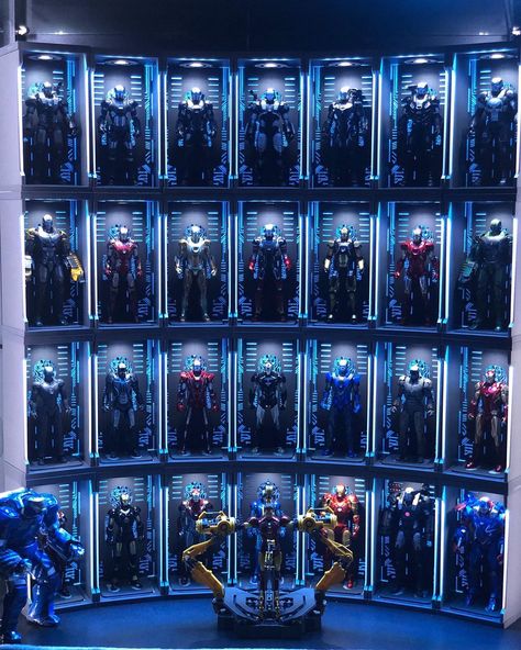 Ironman Armor, Iron Man All Armors, Playing Room, I Am Iron Man, Iron Man Suit, Iron Man Armor, Iron Man Tony Stark, Man Suit, Anime Room