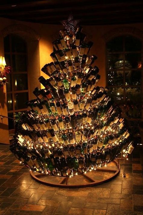 Wine Christmas Tree, Wine Bottle Christmas Tree, Wine Tree, Bottle Tree, Unique Christmas Trees, Well Decor, Christmas Wine, Diy Christmas Tree, Christmas Countdown