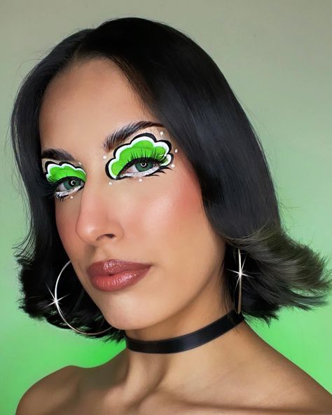 Buttercup Hairstyle Powerpuff, Buttercup Inspired Makeup, Buttercup Makeup Powerpuff, Power Puff Girls Makeup, Buttercup Makeup, Buttercup Aesthetic, Making Fiends, Powerpuff Girls Makeup, Graphic Liners