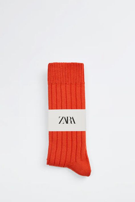 Men´s Socks | ZARA Ireland Socks Photoshoot, Socks Photography, Texture Socks, Wool Blend Socks, Socks Packaging, Ribbed Socks, Striped Socks, Long Socks, Ribbed Texture