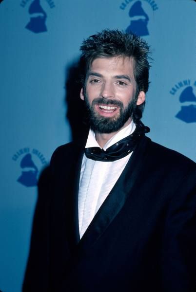 Kenny Loggins, 1986. One of many reasons I can't get enough of 80's music Kenny Loggins, 80s Girl, Play That Funky Music, 80's Music, I Tunes, Music Memories, Pink Photo, 80s Music, Chuck Norris