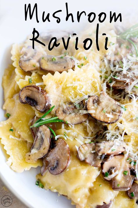 This easy Mushroom Ravioli Al Forno is a comforting and creamy meatless dinner that's incredibly easy to make. If you are looking for a sauce for mushroom ravioli, then this is it! Ravioli, garlic mushrooms, and a rich cream parmesan sauce - baked until bubbling! This recipe uses store-bought ravioli, making it easy on busy weeknights, but it's fancy enough for date night or entertaining. Add a side salad and crusty bread, and you have an elegant dinner ready in under 30 minutes. Mushroom Ravioli With Cream Sauce, Sauce For Mushroom Ravioli, Mushroom Ravioli Sauce, Mushroom Ravioli Recipe, Ravioli With Mushrooms, Ravioli Sauce Recipe, Ravioli Recipes, Chicken Ravioli, Ravioli Sauce