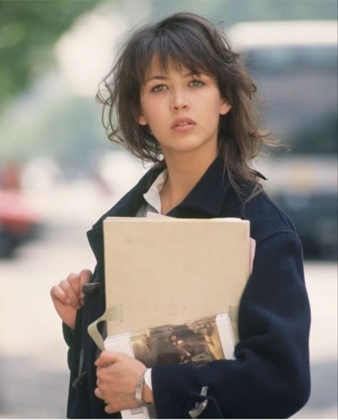 Sophie Marceau Photos, Hollywood Nails, Isabelle Adjani, Actrices Hollywood, Daily Pictures, French Actress, French Women, Jolie Photo, 인물 사진