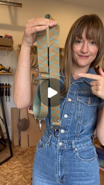 Amy Woulfe, designer/maker on Instagram: "How to make an adjustable cotton webbing strap. I usually make the strap length 44” which I find is a great length for most bodies. I finish my edge with leather and rivits but you could easily sew this part instead. Give it a try, it’s easy! 

#adjustablestrap #bagstrap #sewsewsew #sewingpattern #howtosew #sewingtricks #makeotyourself #howto #sewityourself #strap #webbing #makersmovement #leatherbag" Adjustable Straps Diy, Webbing Strap, Great Lengths, Sewing Techniques, Bag Straps, Try It, How To Make An, Leather Bag, Sewing Patterns