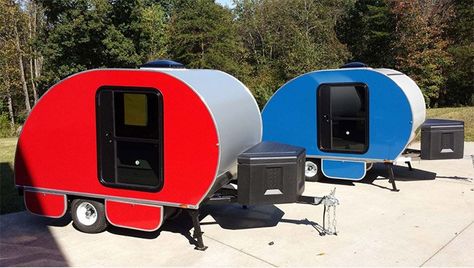 7 Affordable Teardrop Trailer Brands Under $7,000 - Savage Camper Lightweight Camper Trailer, Teardrop Camper For Sale, Teardrop Trailer For Sale, Runaway Camper, Teardrop Trailer Camping, Tiny Camper Trailer, Building A Teardrop Trailer, Teardrop Camper Plans, Lightweight Trailers