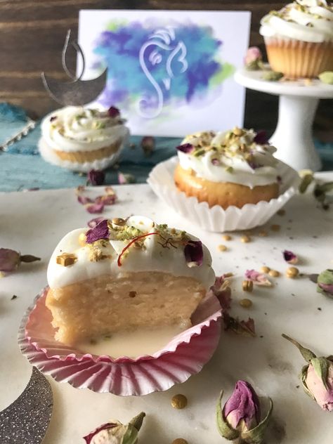 Fusion Sweets For Diwali, Indian Fusion Cupcakes, Indian Fusion Recipes, Fusion Indian Desserts, Fusion Mithai, Diwali Baking, Malai Cake, Indian Fusion Desserts, Diwali Desserts