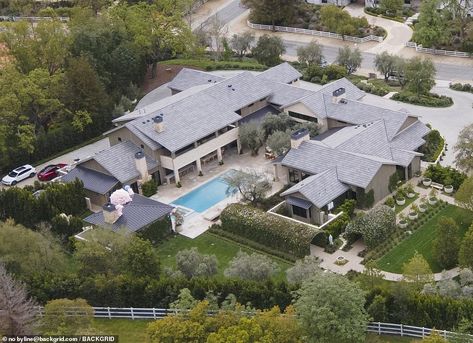 Khloe Kardashians House, Khloe Kardashian House Exterior, Khloe Kardashian New House, Joe Calzaghe, Kris Jenner House, Kardashians House, Kardashian House, Khloe Kardashian House, Bel Air Mansion