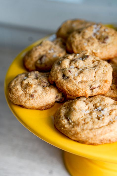 Toasted Milk Powder Chocolate Chip Cookies Easy Cookie Dough, Brown Butter Cookies, Powder Recipe, Chocolate Chip Recipes, Delicious Cookie Recipes, Milk Cookies, Milk Powder, Gluten Free Cookies, Cookies Ingredients