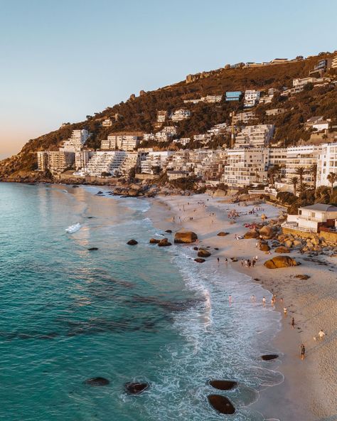 Hello Clifton 🌊🌞 Clifton Beach in Cape Town actually splits into four unique spots, each with its own vibe! 🏖️ Insider tip… On windy days, Clifton 2nd and 3rd are the best beaches to visit - because of the cove formation around them, they remain largely unaffected by the wind 🤙🏼 Clifton Beach Cape Town, Clifton Beach, Clive Barker, Beaches To Visit, Best Beaches To Visit, Weekend Mood, The Cove, Windy Day, Best Beaches