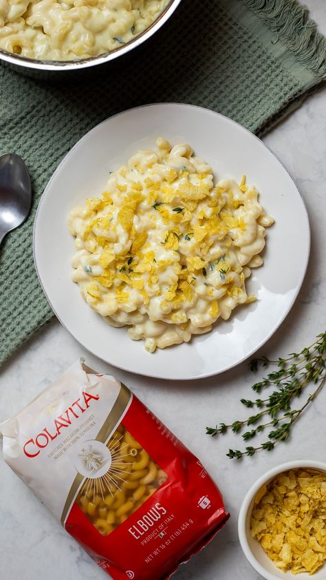 Stovetop Mac Stovetop Mac And Cheese, Elbow Pasta, Kettle Chips, Delicious Donuts, Sharp Cheddar, Fresh Thyme, Pizza Pasta, Home Alone, Vegetarian Dishes