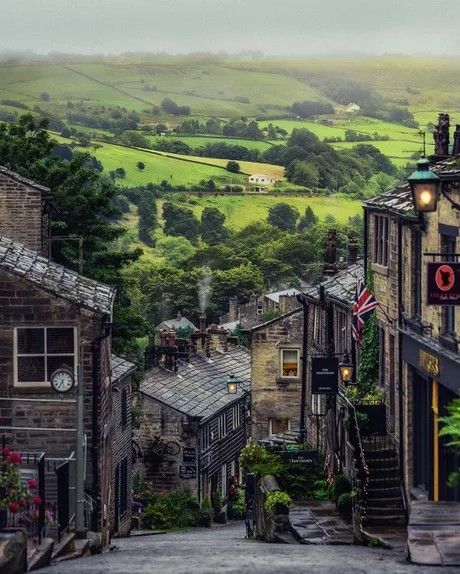 Yorkshire England England Aesthetic, England Countryside, Living In England, Yorkshire Uk, Northern England, Fotografi Alam Semula Jadi, Voyage Europe, Yorkshire Dales, Beautiful Villages