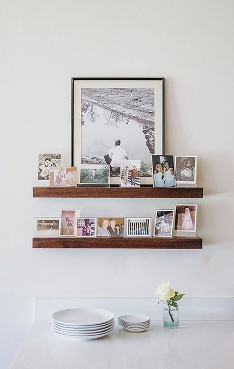 Family Photos Display, Nice Shelves, Picture Ledges, Rose Smith, Jennifer Rose, Picture Shelf, Small Frames, Apartment Loft, Family Photo Wall