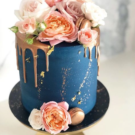 Rose Gold And Blue Cake, Wedding Cake Jewel Tone, Jewel Toned Wedding Cake, Navy Blue And Pink Cake, Pink Blue Wedding Cake, Pink And Blue Wedding Cake, Wedding Cake Pink And Navy Blue, Jewel Tone Wedding Cake, Wedding Cake Jewel Tone Flowers