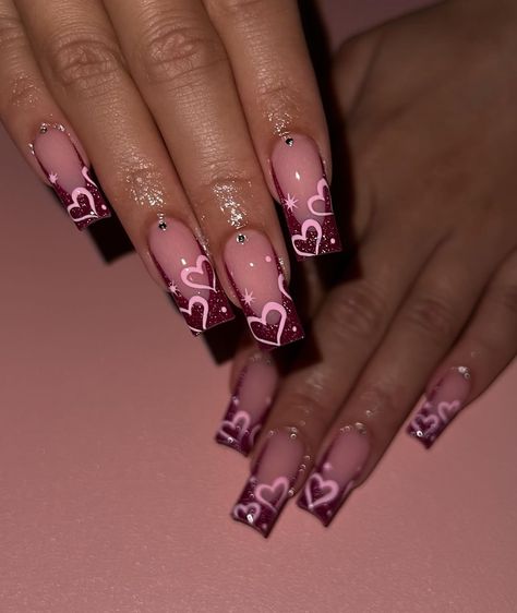 Purple And Red Nails, Red And Purple Nails, Purple Pink Nails, Purple And Pink Nails, Nail Aesthetic, Rose Fushia, Rose Nail Art, 23rd Birthday, Red And Purple