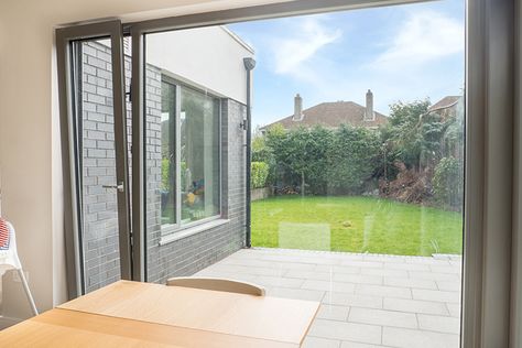 aluminium tilt windows - Google Search Corner Bifold Doors, Fixed Window, Contemporary Windows, Contemporary House Exterior, Corner Window, House Extension Design, Contemporary Style Homes, Patio Door, Chrome Hardware