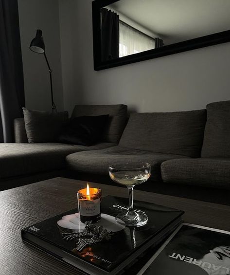 Black Apartment Aesthetic, Weekend Mode, Cute Living Room, White Apartment, Future Apartment Decor, Dark Home, Home Decor Quotes, Apartment Aesthetic, Jar Candles