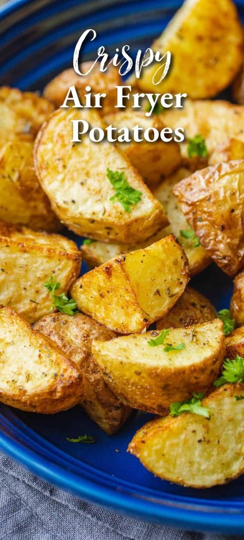 These easy, 20-minute Air Fryer Potatoes are ready in half the time as Oven-Roasted Potatoes and they turn out just as crispy. This recipe proves that sometimes the simplest recipes are the best – perfectly crisp on the outside, tender inside, and tossed with olive oil and simple seasonings. This might just become your new favorite potato side dish! Petite Gold Potato Recipe Air Fryer, Air Fryer Parmesan Potatoes, Air Fryer Roasted Potatoes, Parmesan Potato Recipe, Air Fryer Potatoes, Parmesan Crusted Potatoes, Potatoe Recipes, Potato Side Dish, Oven Roasted Potatoes