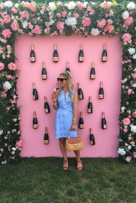 حفل توديع العزوبية, Photo Booth Backdrop Wedding, Flowers Wine, Decoration Evenementielle, Blue Bridal Shower, Champagne Bridesmaid, Veuve Clicquot, Polo Classic, Blue Bridal