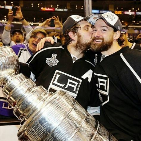 Anze Kopitar gives Conn Smythe winner And "Mr. Game 7" Justin Williams a smooch on the cheek