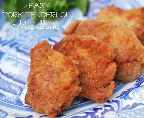 Pork Tenderloin Medallions Pork Medallion Recipes, Breaded Pork Tenderloin, Easy Pork Tenderloin Recipes, Pork Tenderloin Medallions, Easy Pork Tenderloin, Pork Medallions, Healthy Pork, Pork Dinner, Tenderloin Recipes