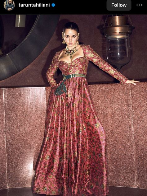 Ethnic Jumpsuit, Chintz Print, Indian Outfits Lehenga, Classy Outfits For Women, Jumpsuit For Women, Tarun Tahiliani, Print Jumpsuit, Jumpsuit Pattern, Indian Dress