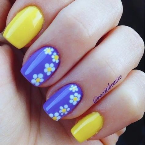 22 Nail Art Designs to Make with Toothpicks That are cute and easy - Zebra Stripe Nails, Dotted Nails, Bow Tie Nails, Easy Nail Designs, Confetti Nails, Bears Nails, Sunflower Nails, Toe Nail Color, Beautiful Nail Art Designs