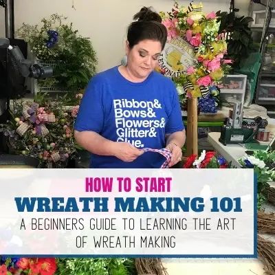 Southern Charm Wreaths Tutorials, Southern Charm Wreaths, Wreath Making Business, Inexpensive Wreaths, Diy Door Decor, Wreath Making Tutorials, Bow Making Tutorials, Diy Wreath Bow, Winter Floral Arrangements