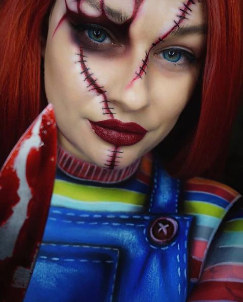 Movie Character Makeup, Long Red Wig, Chucky Makeup, Halloween Maquillaje, Unique Couple Halloween Costumes, Spf Makeup, Famous Hairstyles, Horror Make-up, Red Wig