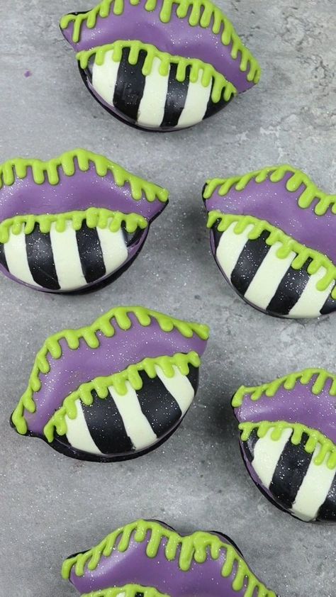 Liz Nicolaou (@loveisbakeable) • Instagram photos and videos Pastel Halloween Cookies, Neon Halloween Cookies, Beetlejuice, Store Fronts, Happy Halloween, Lips, Photo And Video, Instagram Photo