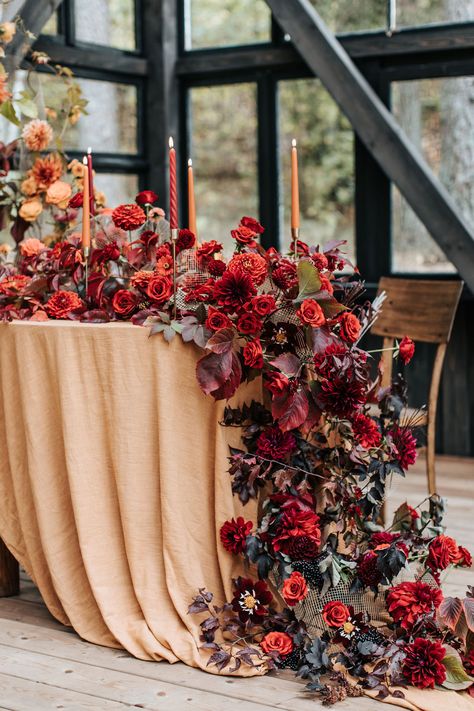 Autumn wedding flowers, Autumn wedding decoration, Autumn wedding ideas Autumn Fairytale Wedding, Autumn Wedding Backdrop, Autumn Wedding Table, Autumn Wedding Flowers, Crimson Wedding, Autumn Wedding Ideas, Autumn Wedding Inspiration, Cocktail Hour Decor, Fall Tablecloth