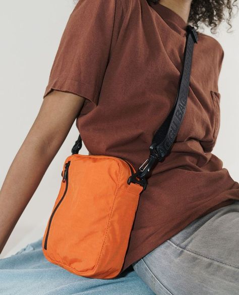 BAGGU (@baggu) • Instagram photos and videos Hands Free Bag, Search Icon, Fabric Projects, Nylon Bag, Pocket Pouch, Mini Bag, Orange Color, Zip Pockets, Color Pop