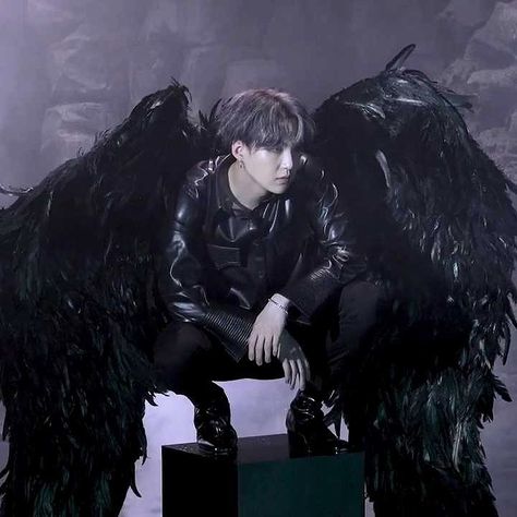 #BTS #SUGA #YOONGI #MOTS7 Interpretive Dance, Boys Don't Cry, Bts Gif, Twitter Layouts, Photoshoot Bts, About Bts, Min Suga, I Love Bts, Black Swan