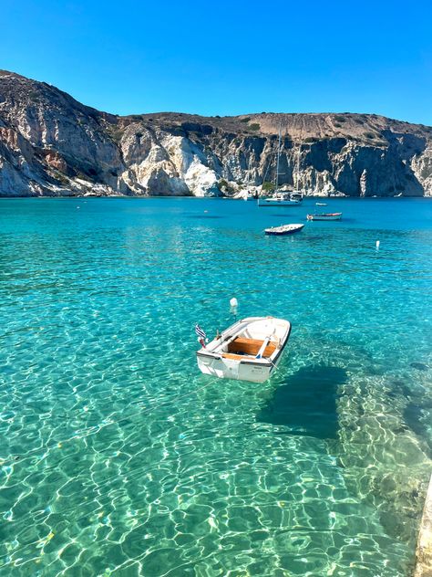 Beach in Milos, Greece #milos #greece #greeceislands #greeceguide #greecetraveltips #europe #europetraveltips #travel #beach #beachvacation #ocean #oceanlife #water #summer #summerstyle #boat #relaxing Summer Spring Aesthetic, Greece Milos, Skiathos Greece, Milos Greece, Water Swimming, Greece Vacation, Greece Holiday, Greece Islands, Dream Holiday