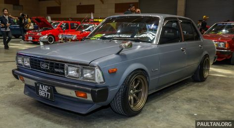 AOS 2019: Toyota Corona TT132 – D.I.Y A sampai Z Paul Tan - Image 993856 Boxy Cars, Toyota Ke70, Corolla Ke70, Japanese Vehicles, Classic Toyota, Jdm Drift, Toyota Carina, Dacia Logan, Automotive News