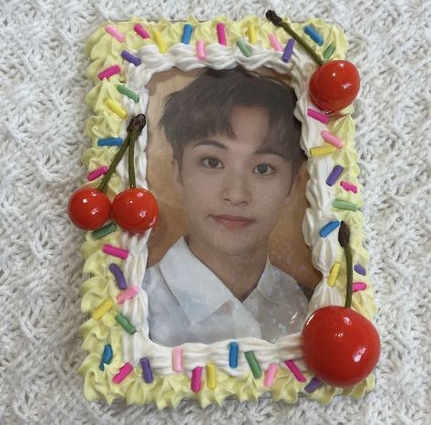 Decorate Top Loader, Kpop Display, Decoden Toploader, Toploader Decor, Pc Decoration, Kpop Deco, Pc Ideas, Toploader Deco, Fake Cake