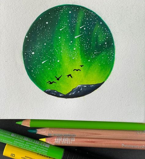 Light Drawing Ideas, Northern Lights Art Lesson, Northern Lights Art, Light Drawing, Aurora Lights, Colored Pencil Drawings, Northern Light, Beginner Art, Free Photographs