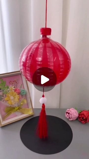 Chinese Lanterns Diy, Balloon Lanterns, Paper Lanterns Diy, Diy Plastic Bottle, Homemade Art, Chinese Decor, Paper Magic, Diy Lanterns, Plastic Bottle Crafts