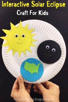 Eclipse Craft, Solar Eclipse Kids, Activities For Kids At Home, Solar Eclipse Activity, Eclipse Party, Solar And Lunar Eclipse, Valentines Day Drawing, Easy Toddler Crafts, Solar System Crafts