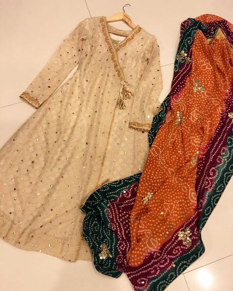 Ansab Jahangir on Instagram: “Ivory classic angarkha paired with our jewel tone Chunri mukesh laden dupatta✨ #houston #lahore #dubai #toronto #ansabjahangir…” Ansab Jahangir, Pakistani Formal Dresses, Pakistani Fashion Casual, Pakistani Wedding Outfits, Pakistani Dresses Casual, Pakistani Fashion Party Wear, Pakistani Fancy Dresses, Girls Frock Design, Salwar Kamiz