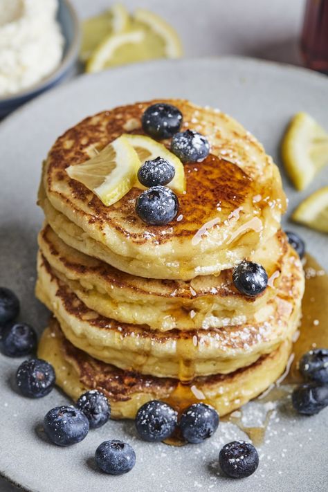 Healthy Lemon Ricotta Pancakes, Fluffy Lemon Ricotta Pancakes, Lemon Ricotta Pancakes Recipe, Lemon Pancakes, Freeze Pancakes, Lemon Ricotta Pancakes, Ricotta Pancakes, Ricotta Recipes, Happy Cooking