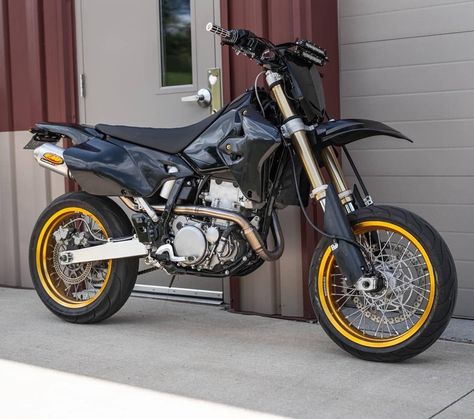 Goyard Duffle, Drz400 Supermoto, Grom Bike, Motard Bikes, Ktm Supermoto, Dr 650, Hello Moto, Best Motorbike, Cool Dirt Bikes