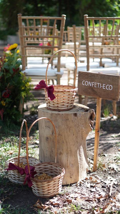 Cestos con confeti eco para los mas chiquitos. Cortejo para bodas