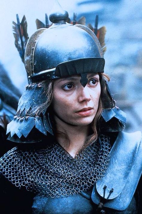 Sorsha from Willow (Joanne Whalley-Kilmer) Willow Cast, Willow Movie, Joanne Whalley, Jack The Giant Slayer, Val Kilmer, Fantasy Films, Fantasy Movies, Movie Costumes, Badass Women