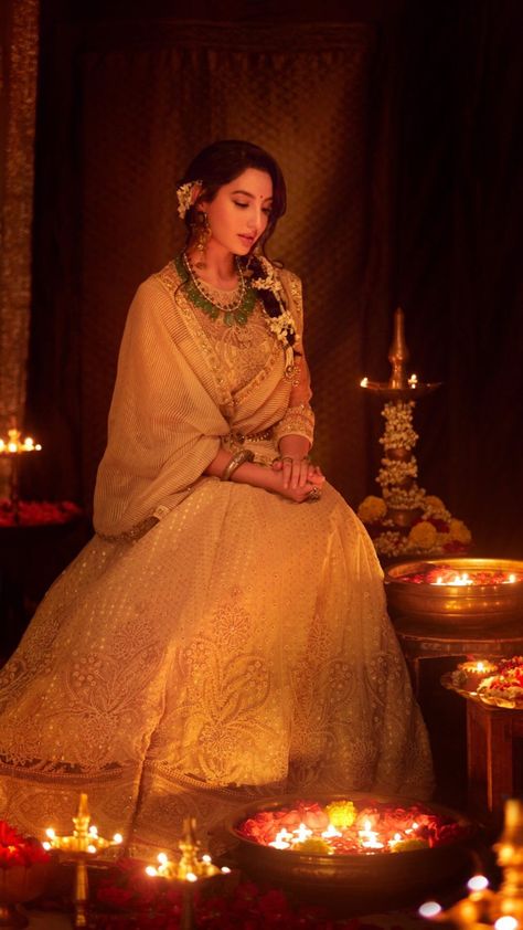 Lehenga For Diwali, Indian Queen Aesthetic, Tarun Tahiliani Lehenga, Diwali Fashion, Concept Shoot, Diwali Photography, Diwali Dresses, Diwali Photos, Photoshoot Backdrops