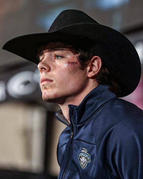 Men In Cowboy Hats, Rugged Cowboy Men, Bull Riders Rodeo Cowboys, T Parker Bull Rider, Hot Cowboy Aesthetic Men, Hot Bull Riders Rodeo Cowboys, Southern Boy Aesthetic, Country Guy Aesthetic, Cowboy Face Claim