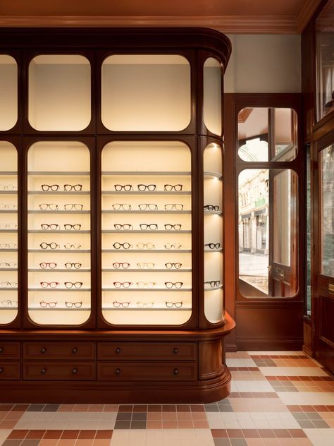 Cubitts Eyewear, Retail Display Case, Burberry Store, Art Deco Elements, Future Office, Retail Interior Design, Joinery Details, Interior Minimalista, Store Interiors